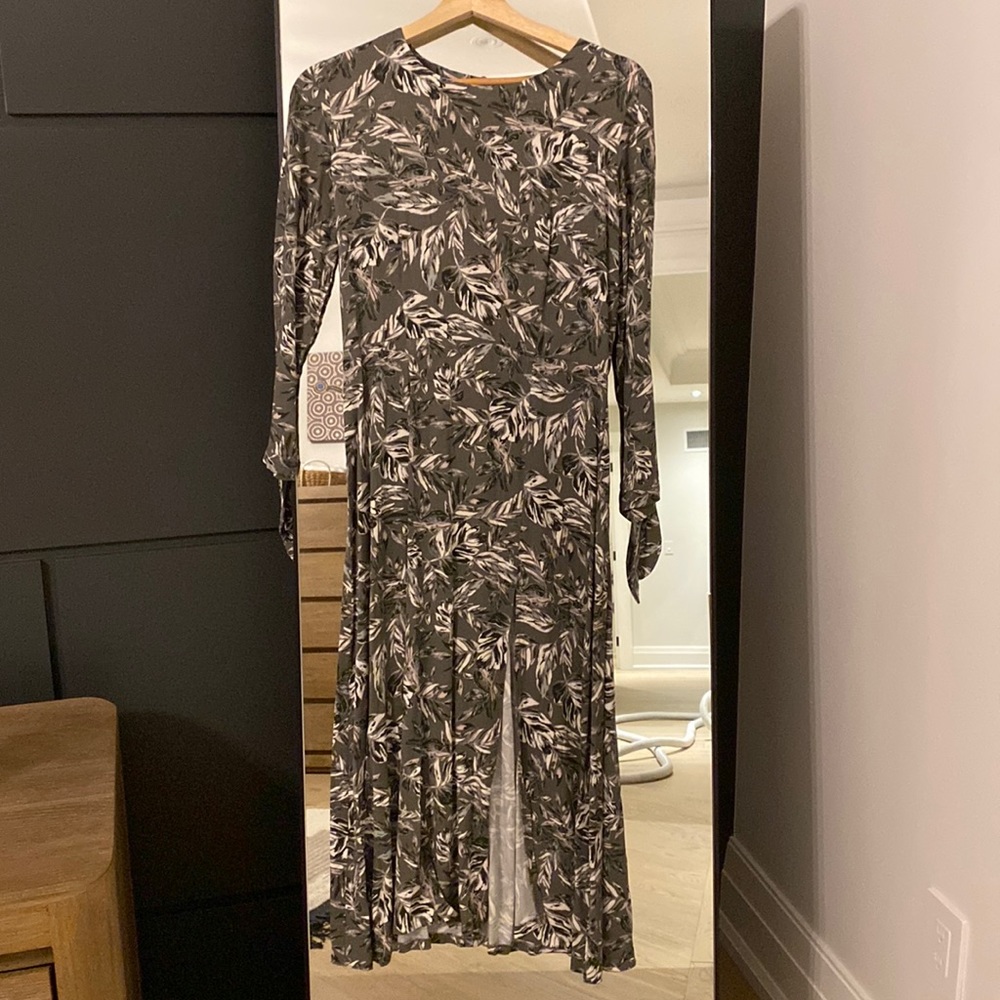 Tailored made dress